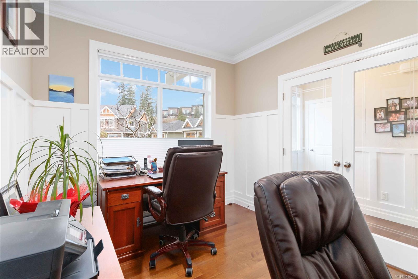 #3 6995 Nordin Rd - 25