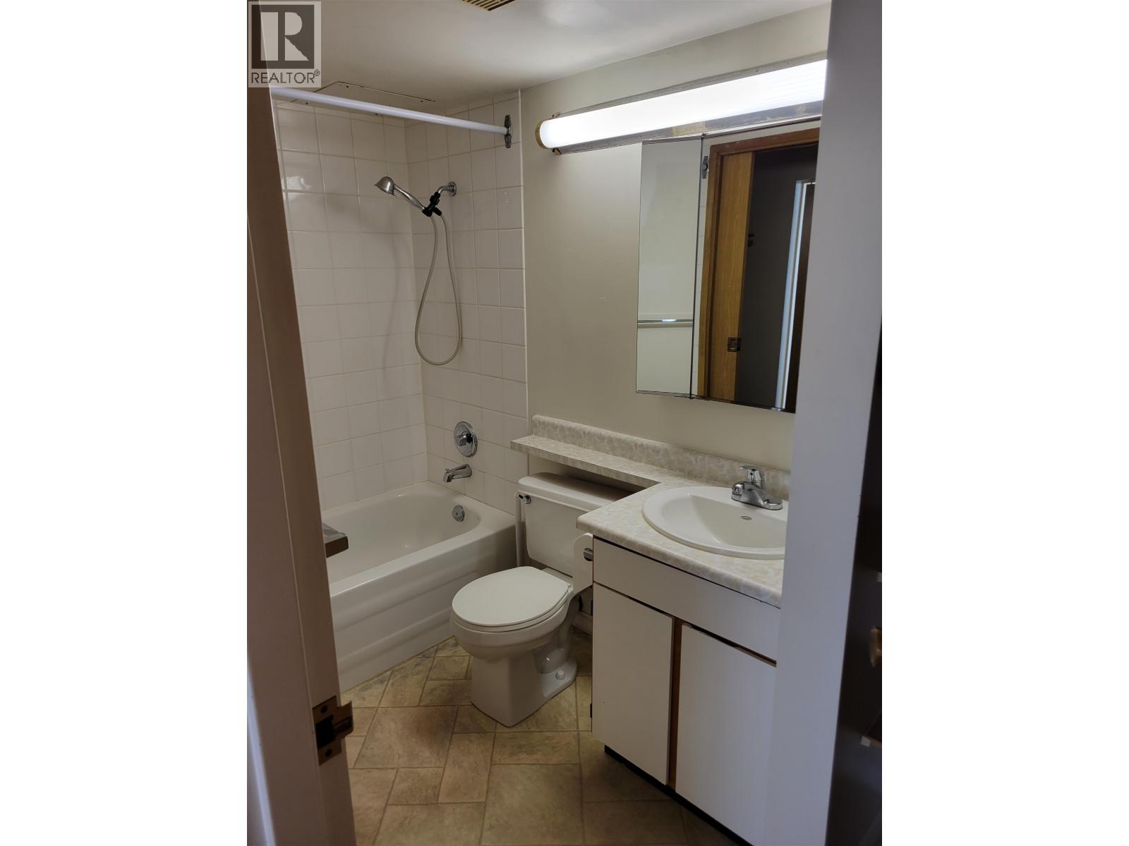 #218-8500 LANSDOWNE Road, Richmond