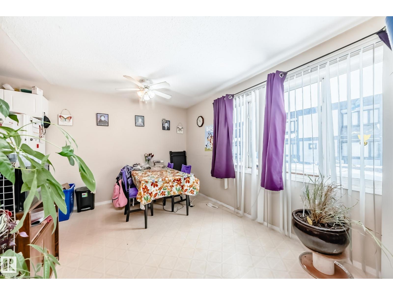 #208 11421 34 ST NW - 10