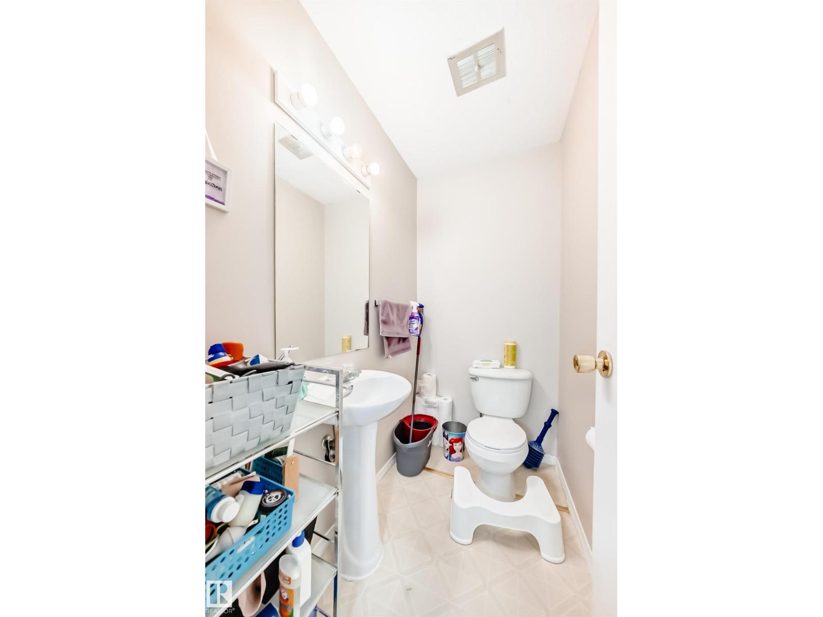 #208 11421 34 ST NW - 19