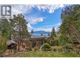 1849 North Road, Gibsons, BC V0N1V1 Photo 28