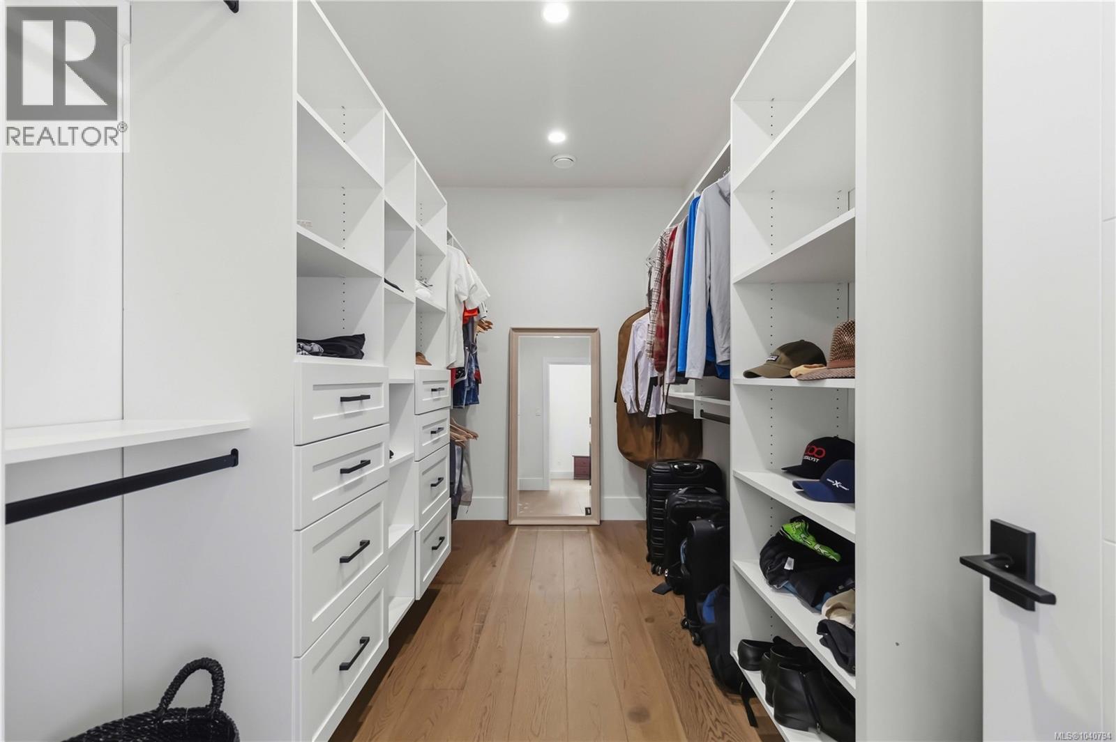 1165 Spirit Crt - 32