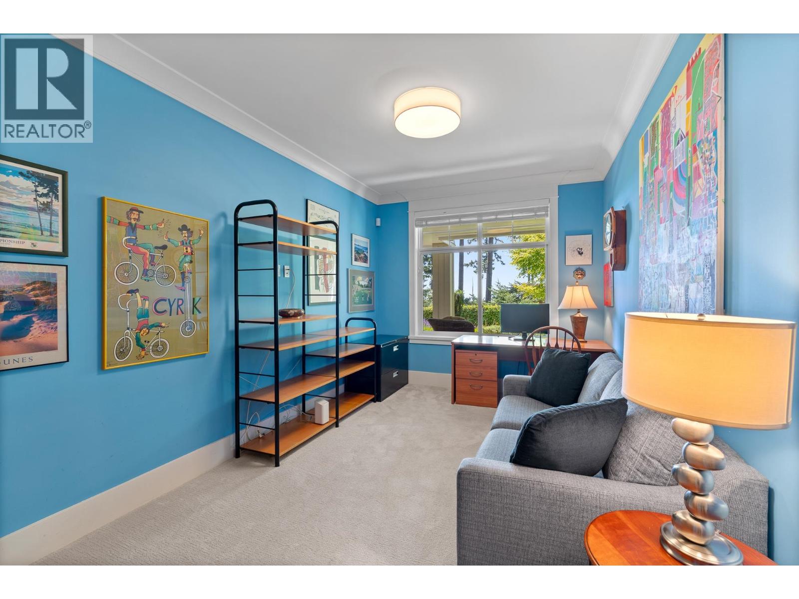 2 5402 WEST VISTA COURT, West Vancouver