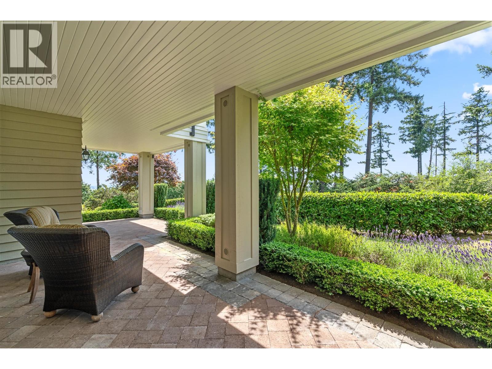 2 5402 WEST VISTA COURT, West Vancouver