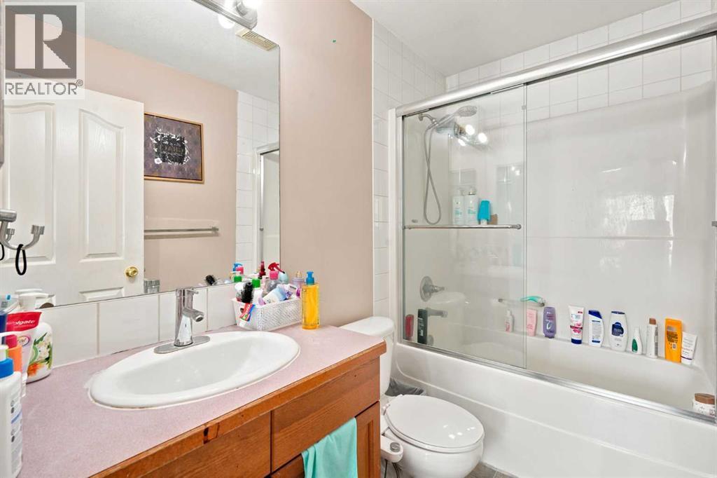 20 Saddlefield Road NE - 13