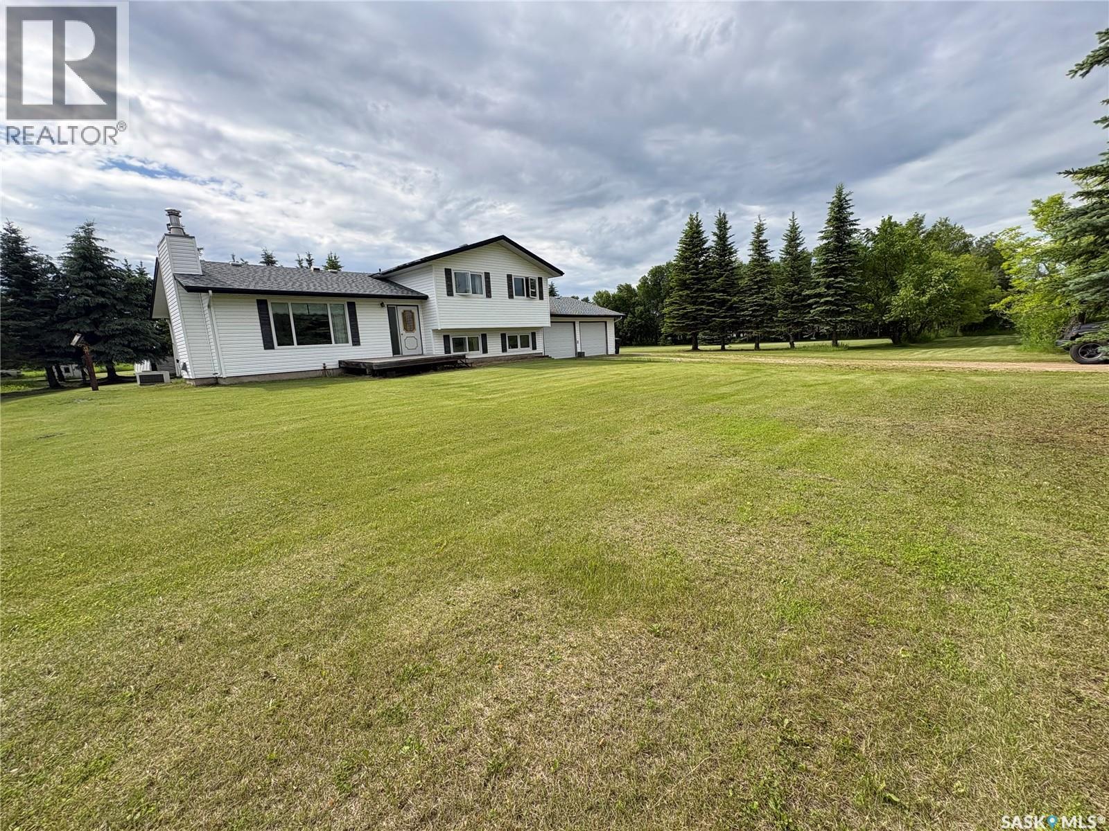 136 Frank AVENUE - 2
