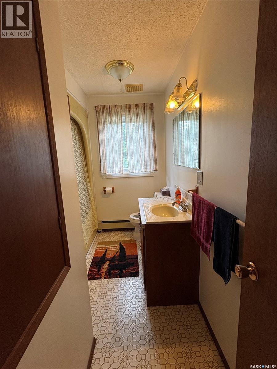 136 Frank AVENUE - 20
