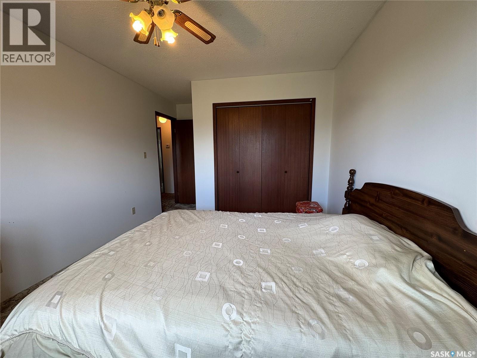 136 Frank AVENUE - 25