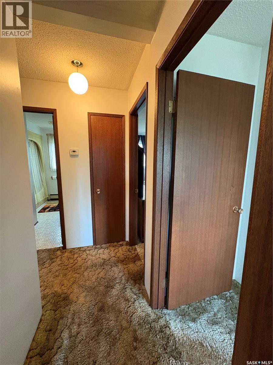 136 Frank AVENUE - 28