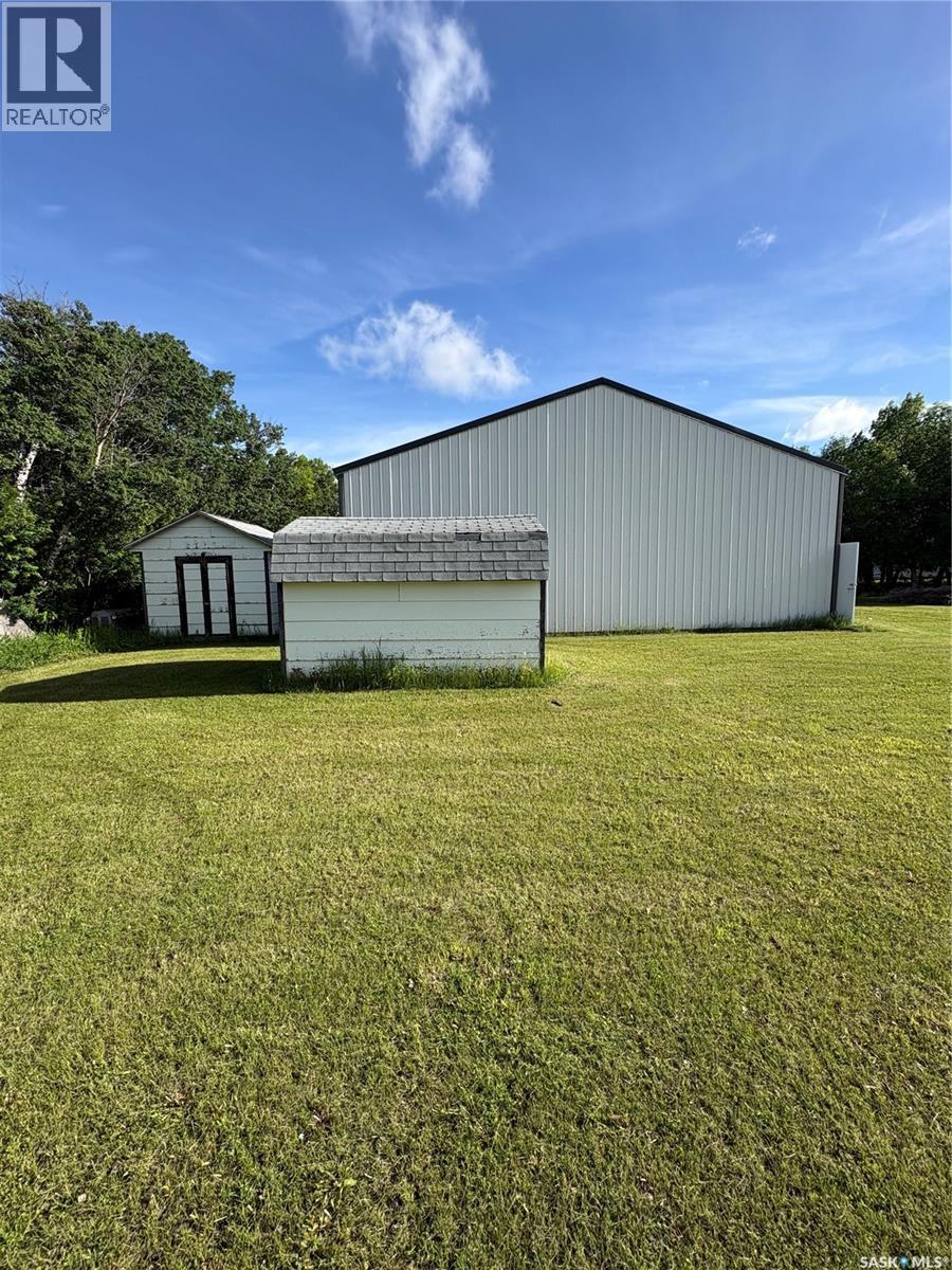 136 Frank AVENUE - 37
