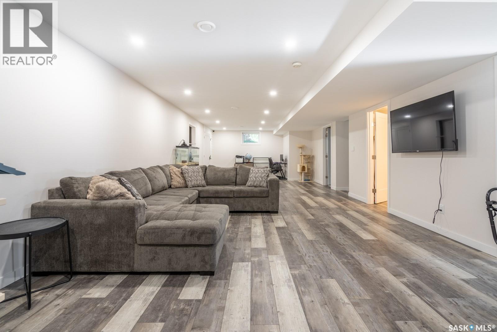 1262 James CRESCENT - 22