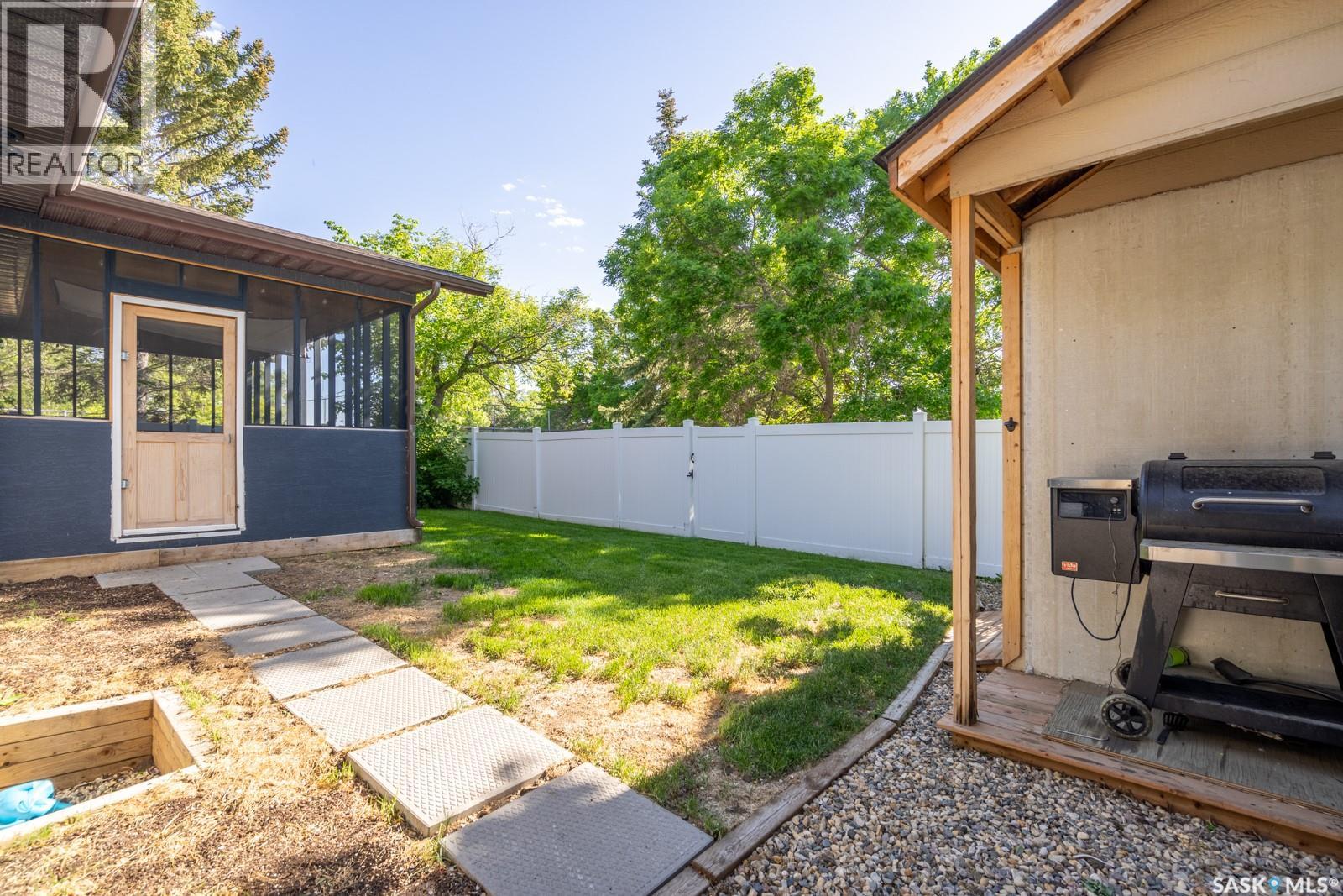 1262 James CRESCENT - 32