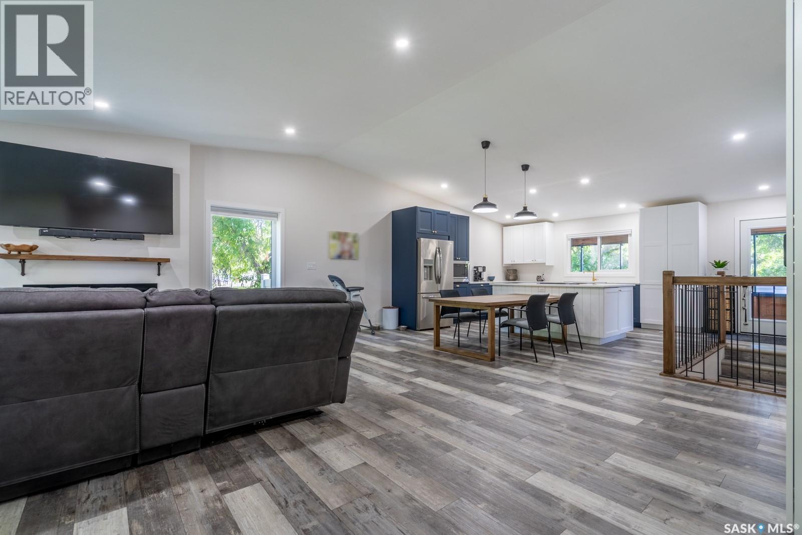 1262 James CRESCENT - 7