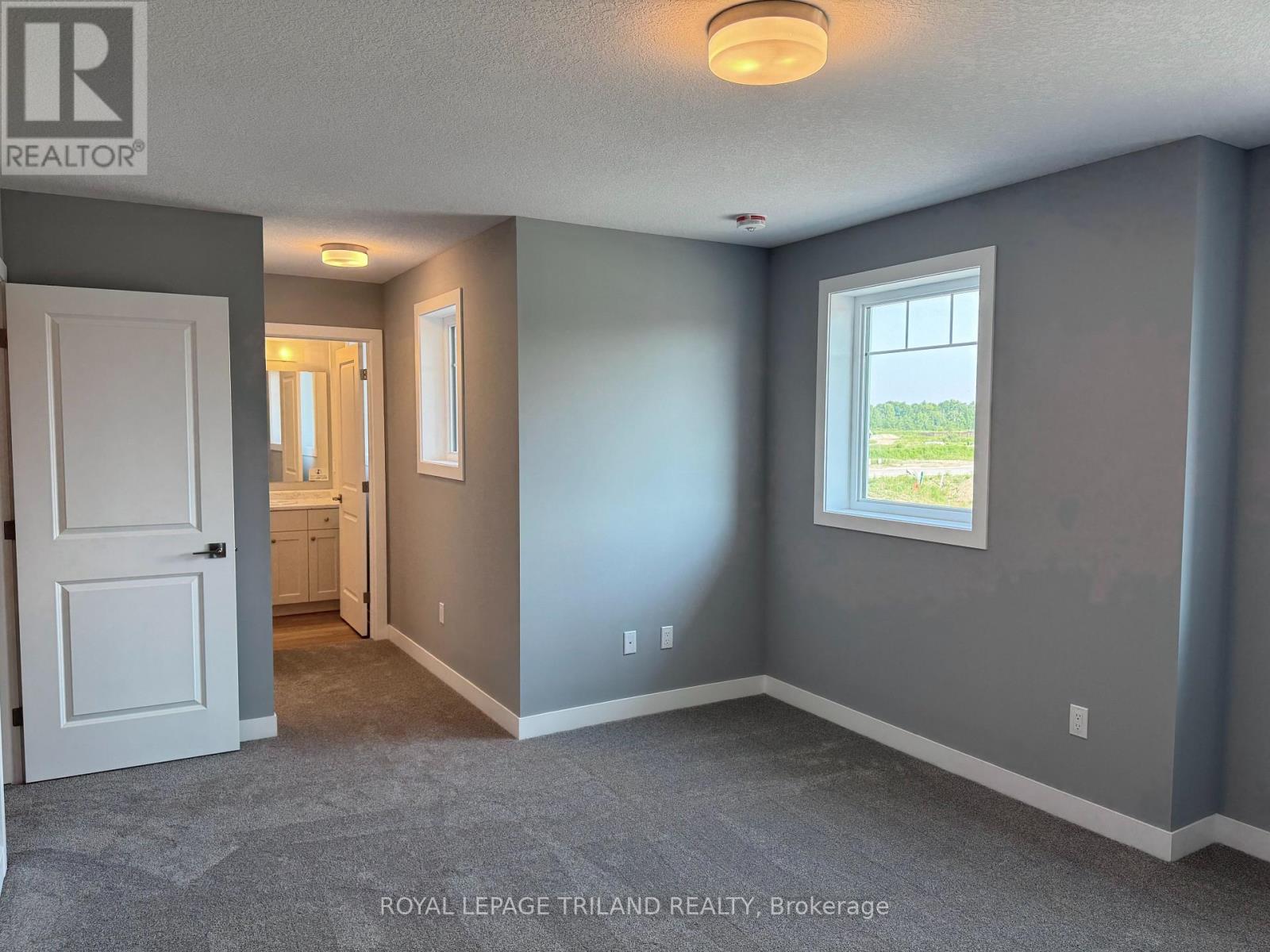 165 STYLES DRIVE - 8