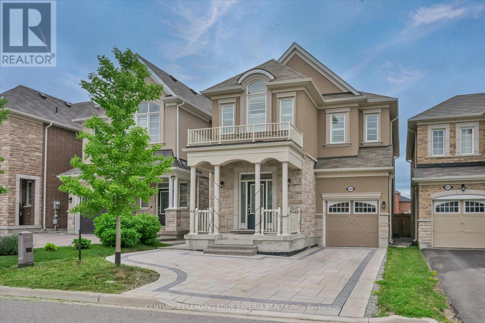 209 BABER CRESCENT - 1