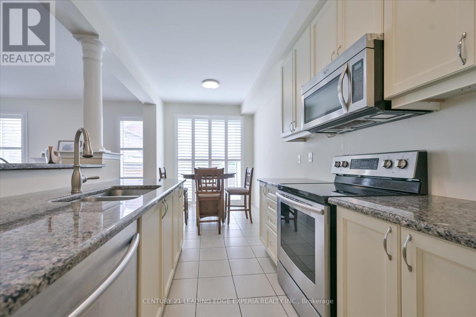 209 BABER CRESCENT - 15