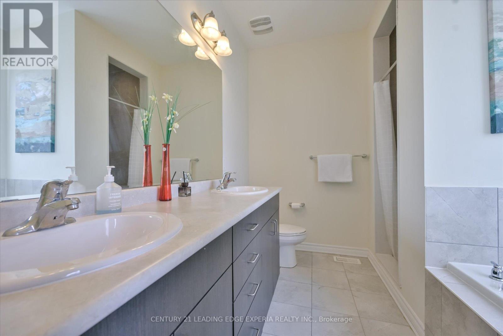 209 BABER CRESCENT - 22