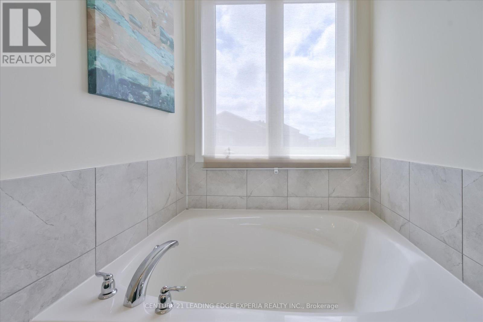 209 BABER CRESCENT - 23