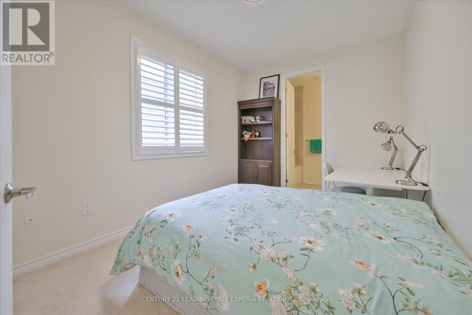 209 BABER CRESCENT - 24