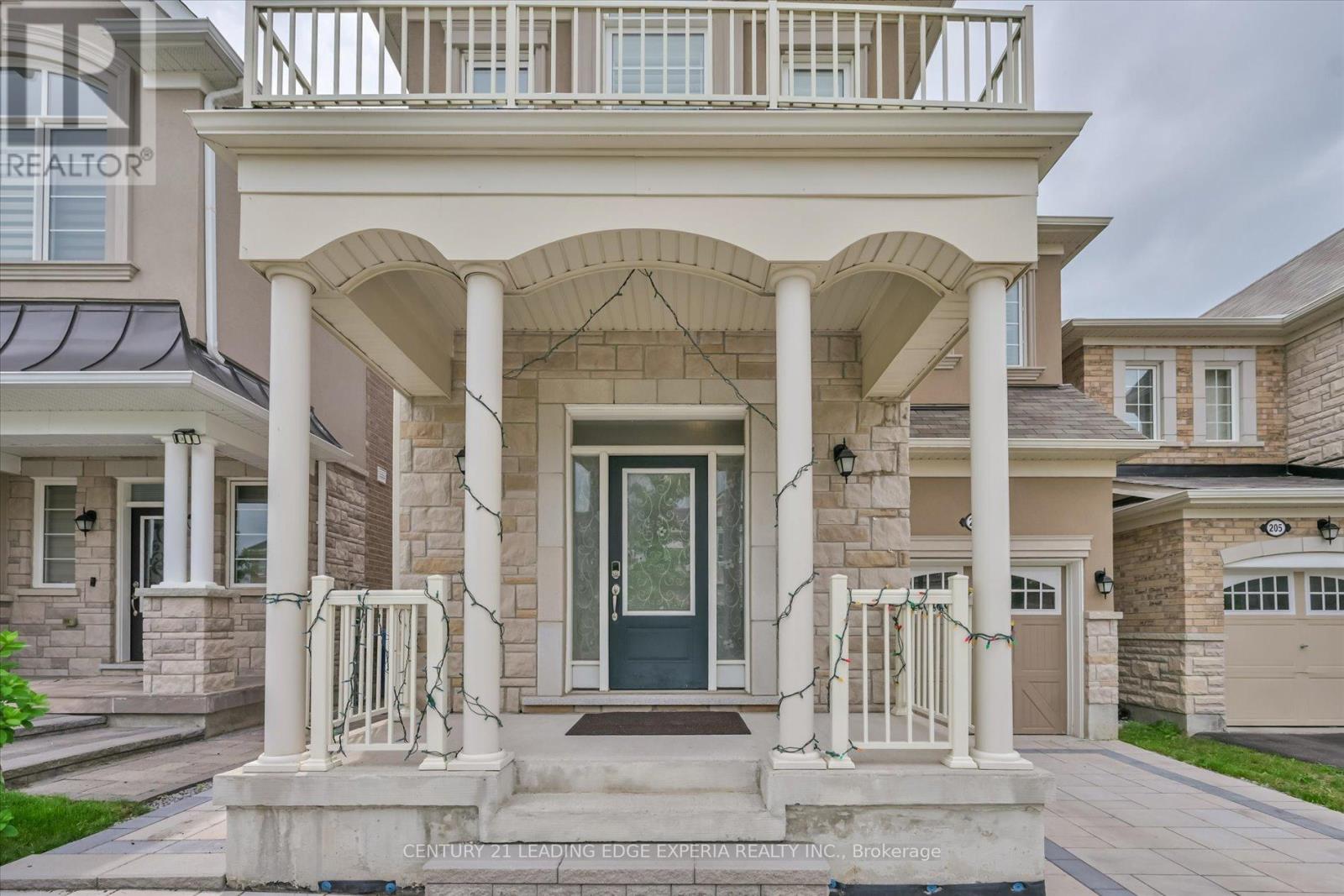 209 BABER CRESCENT - 3