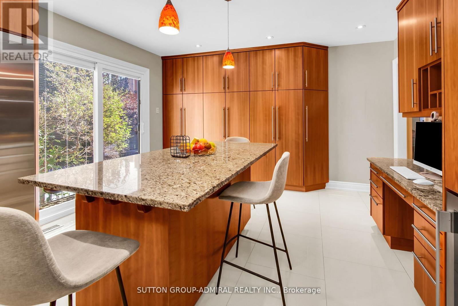 25 GRENADIER CRESCENT - 15