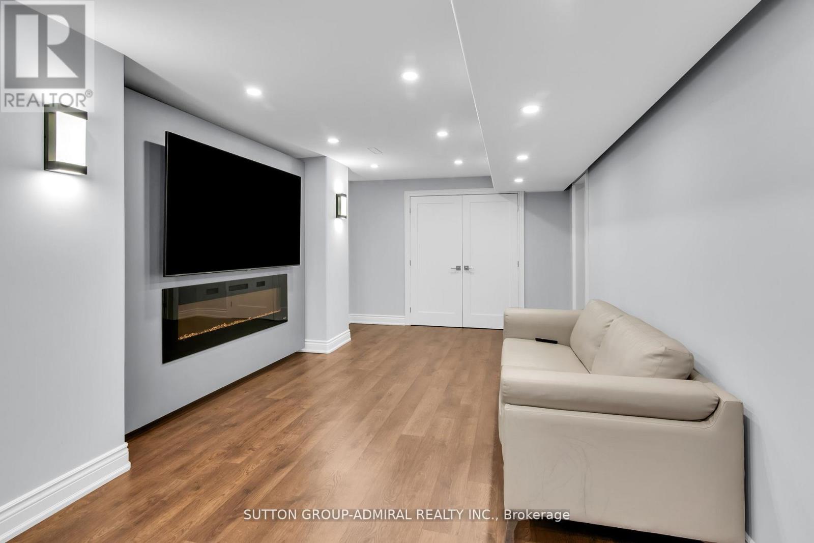 25 GRENADIER CRESCENT - Image 35