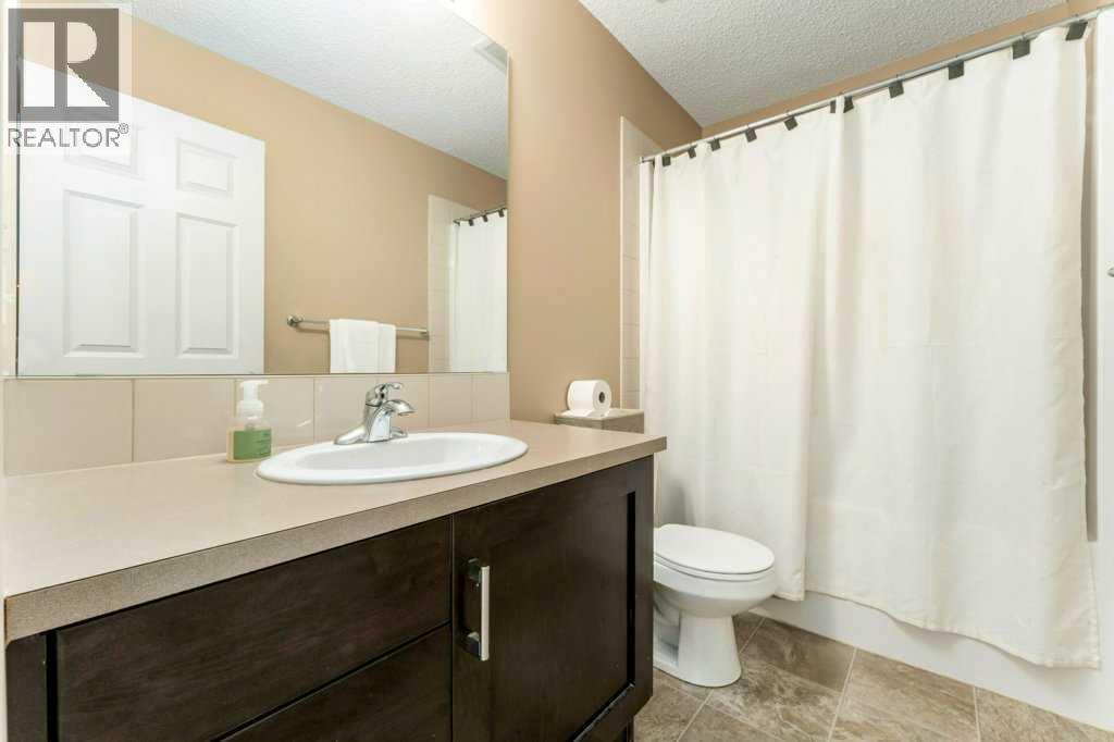 131 Westmount Hill - 32