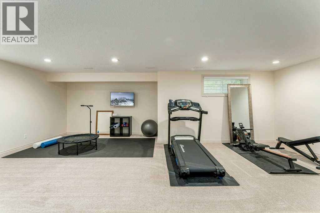 131 Westmount Hill - 33