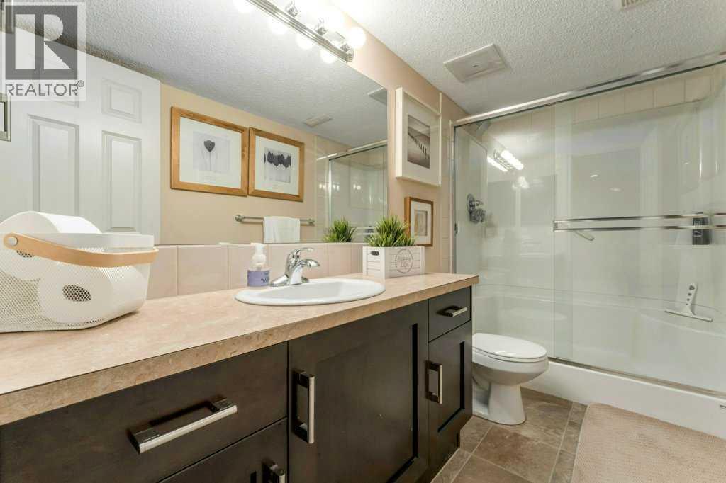 131 Westmount Hill - 36