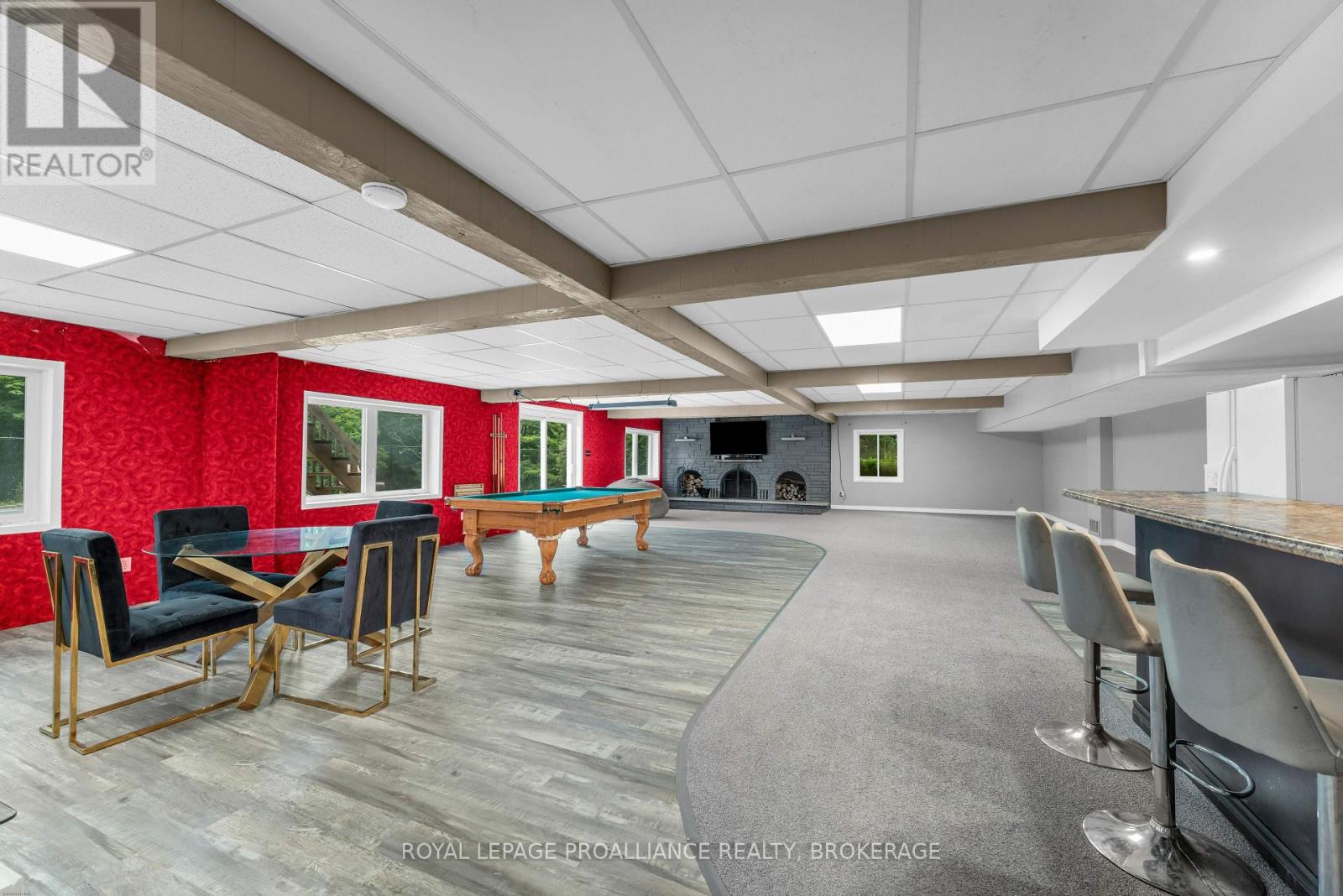 1901 SYDENHAM ROAD - 33