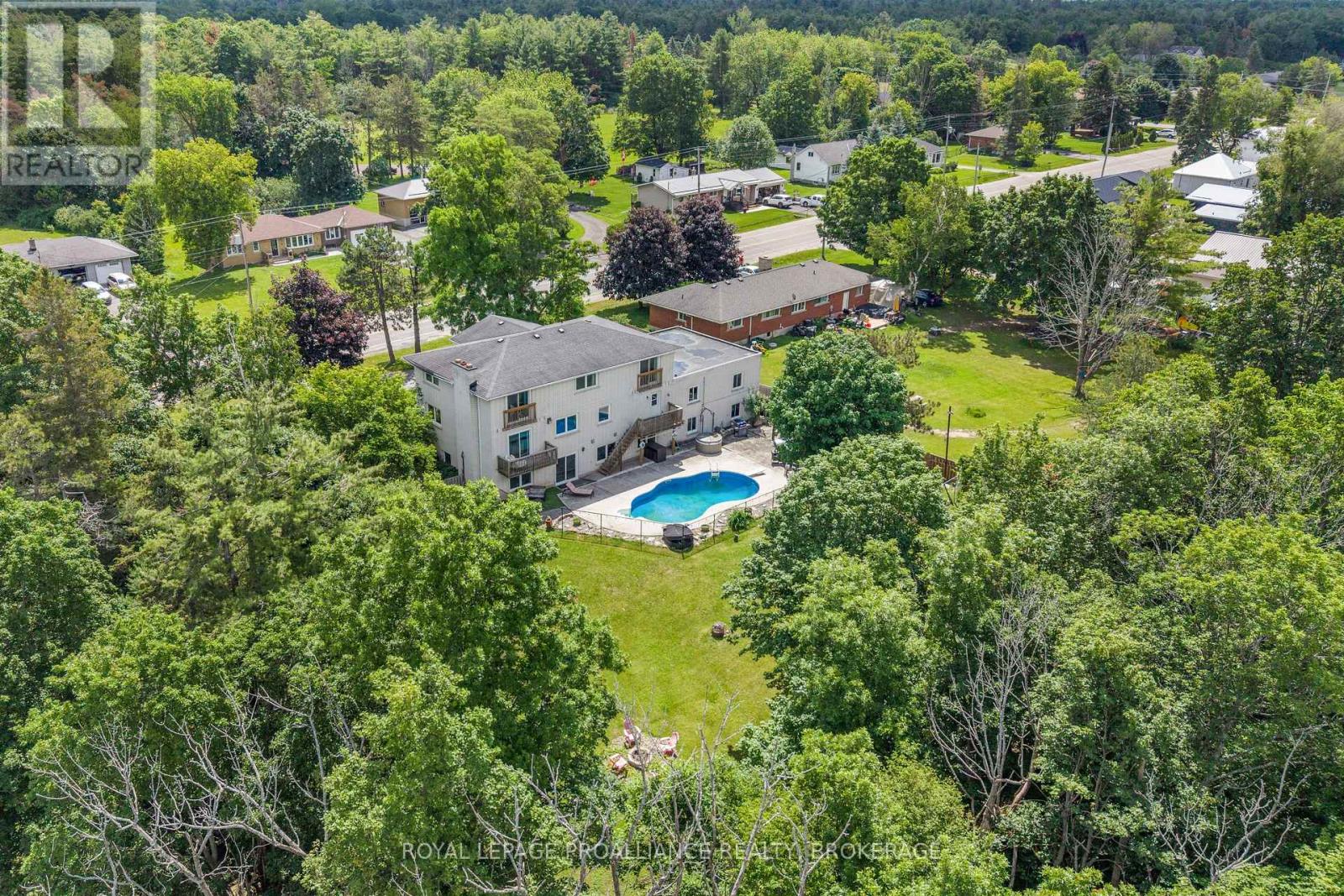 1901 SYDENHAM ROAD - 47
