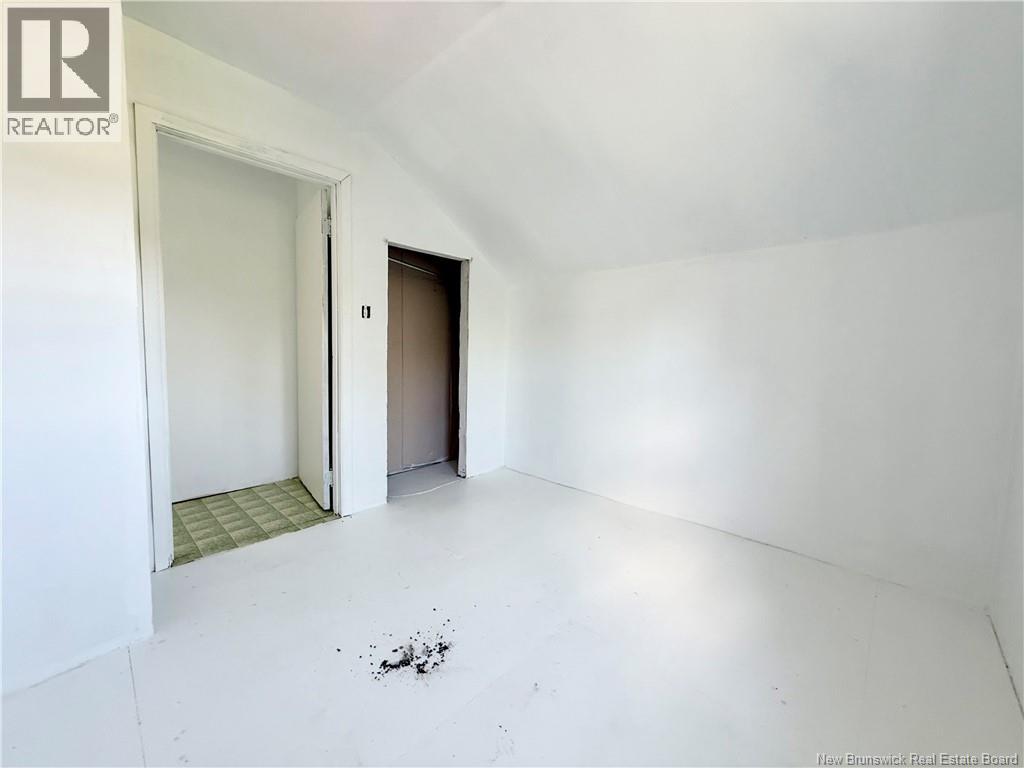 81 Lac Road - 21