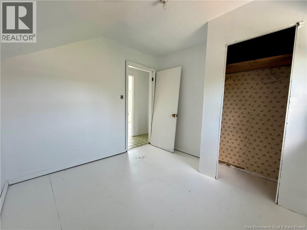 81 Lac Road - Image 17