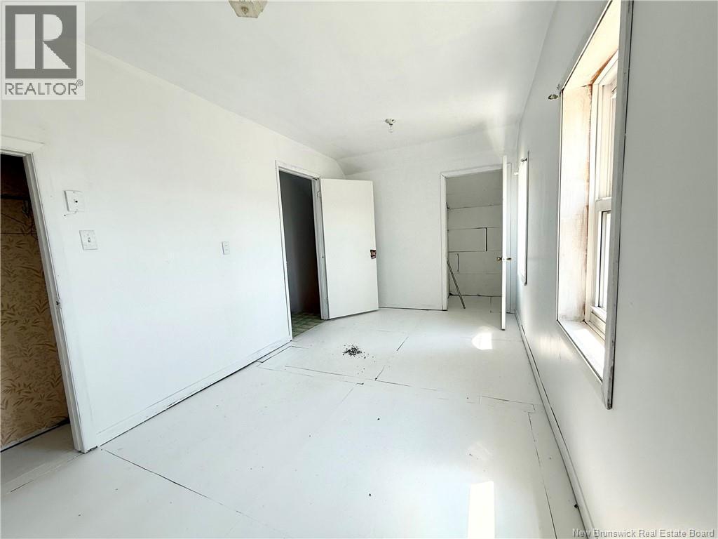 81 Lac Road - 19