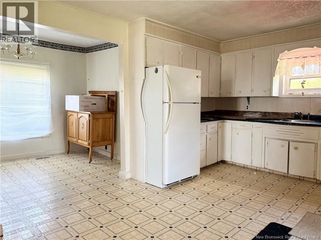 81 Lac Road - 10