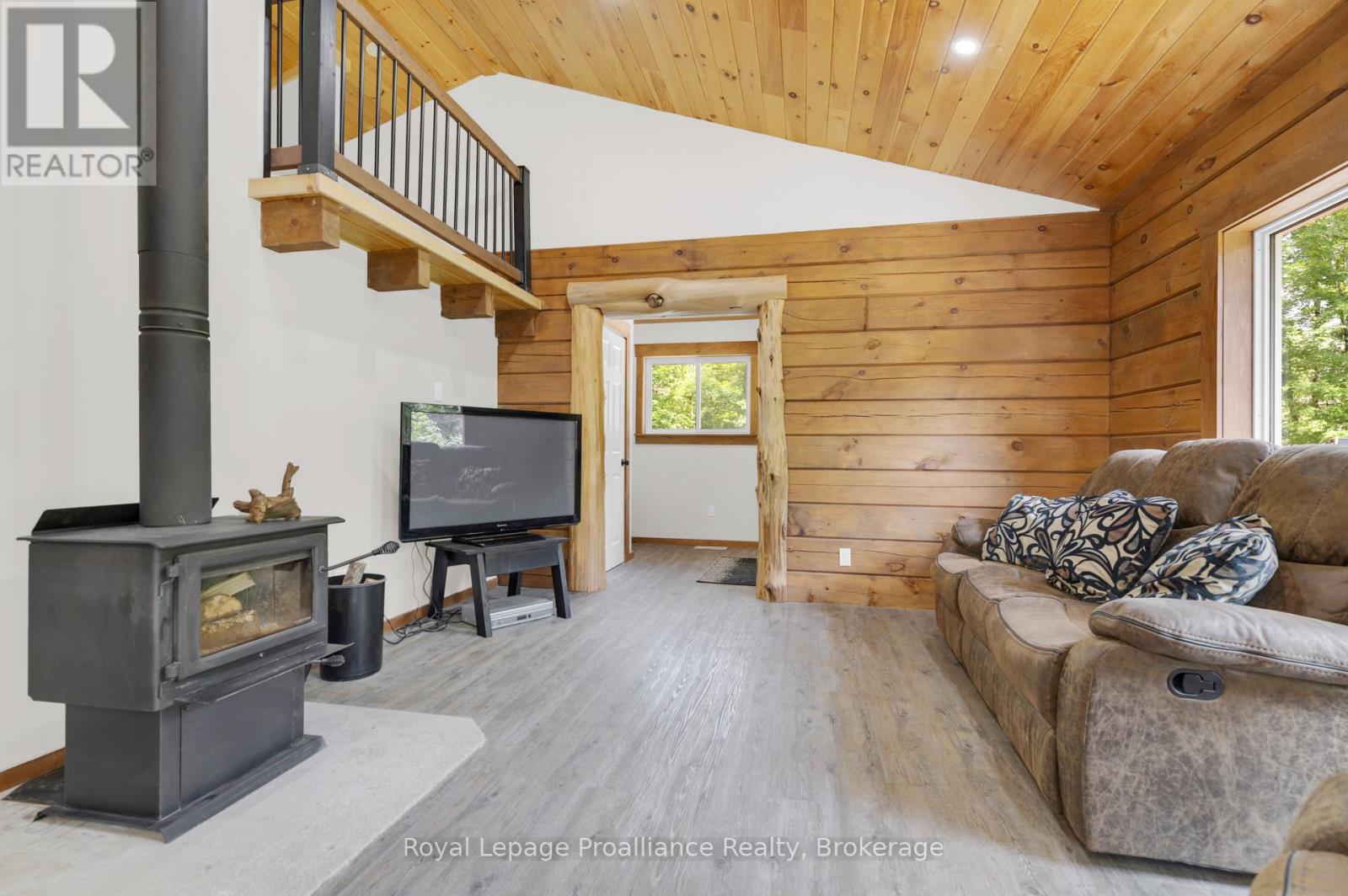 93 HAMMOND ROAD - 8