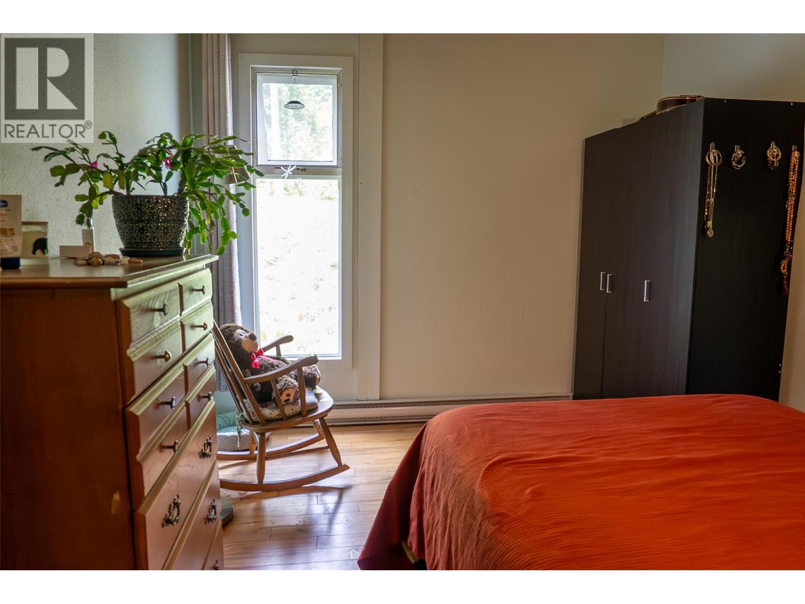 #6 130 Cougar Road - 13