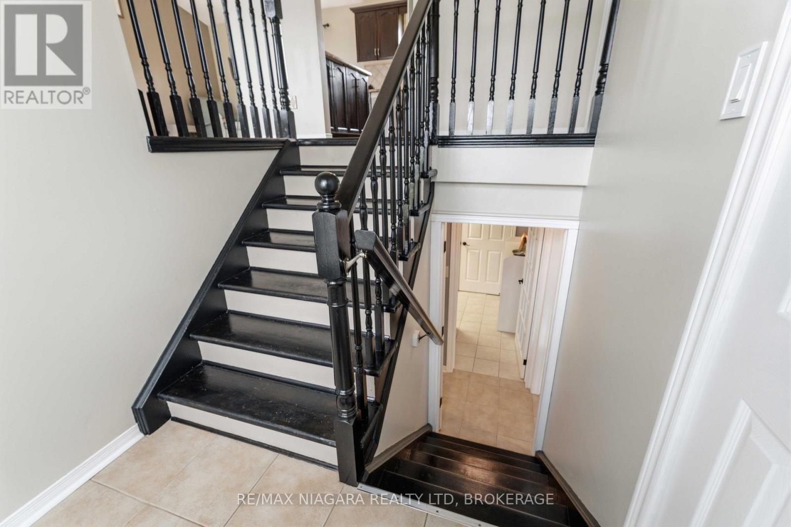 661 CARL ROAD - 19