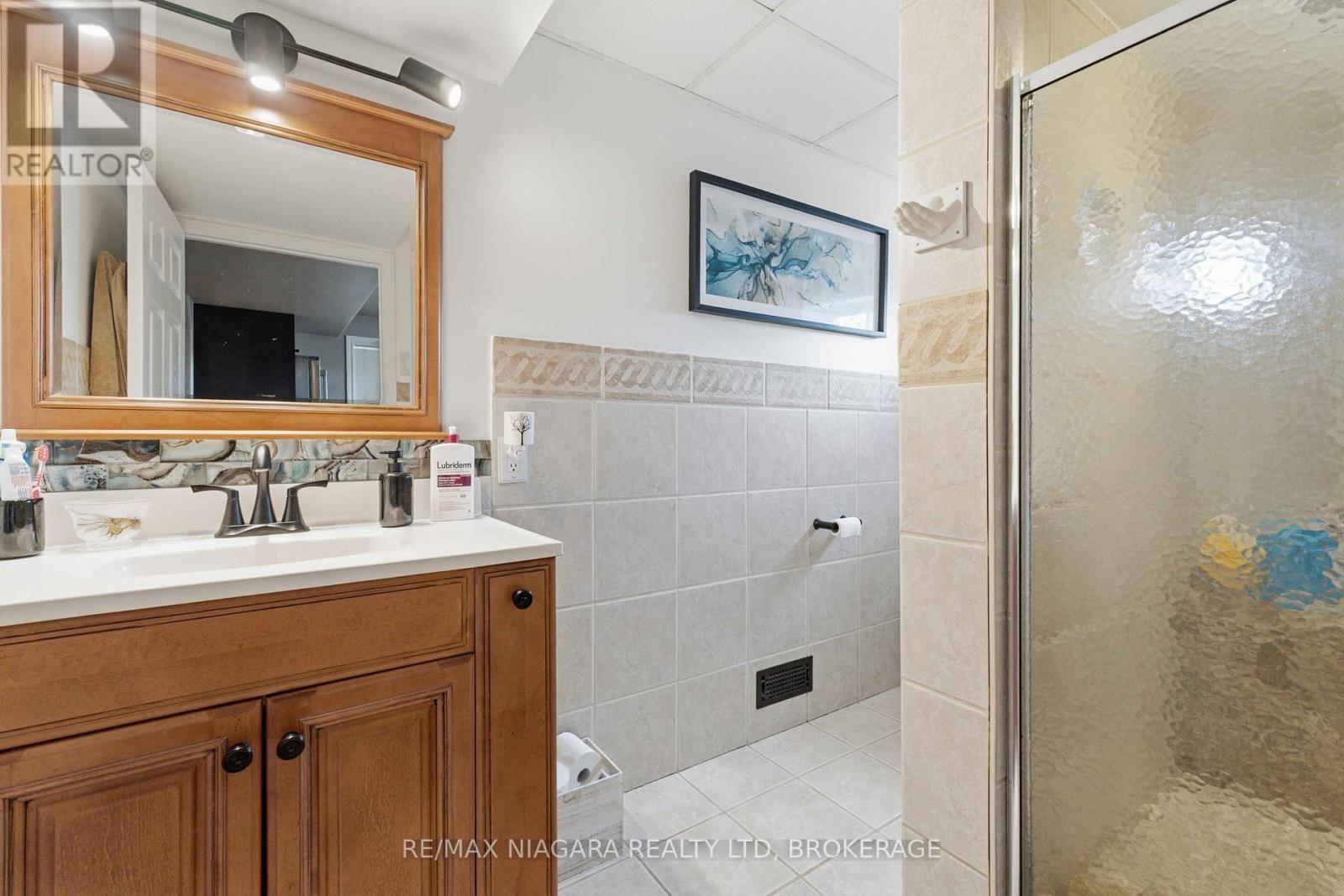 661 CARL ROAD - 26