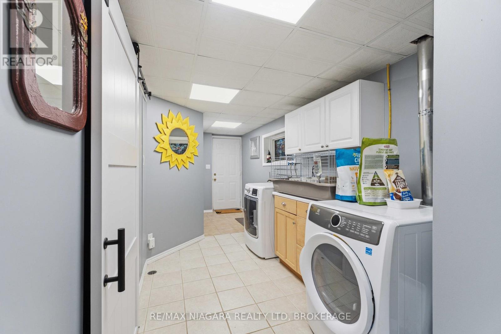 661 CARL ROAD - 30