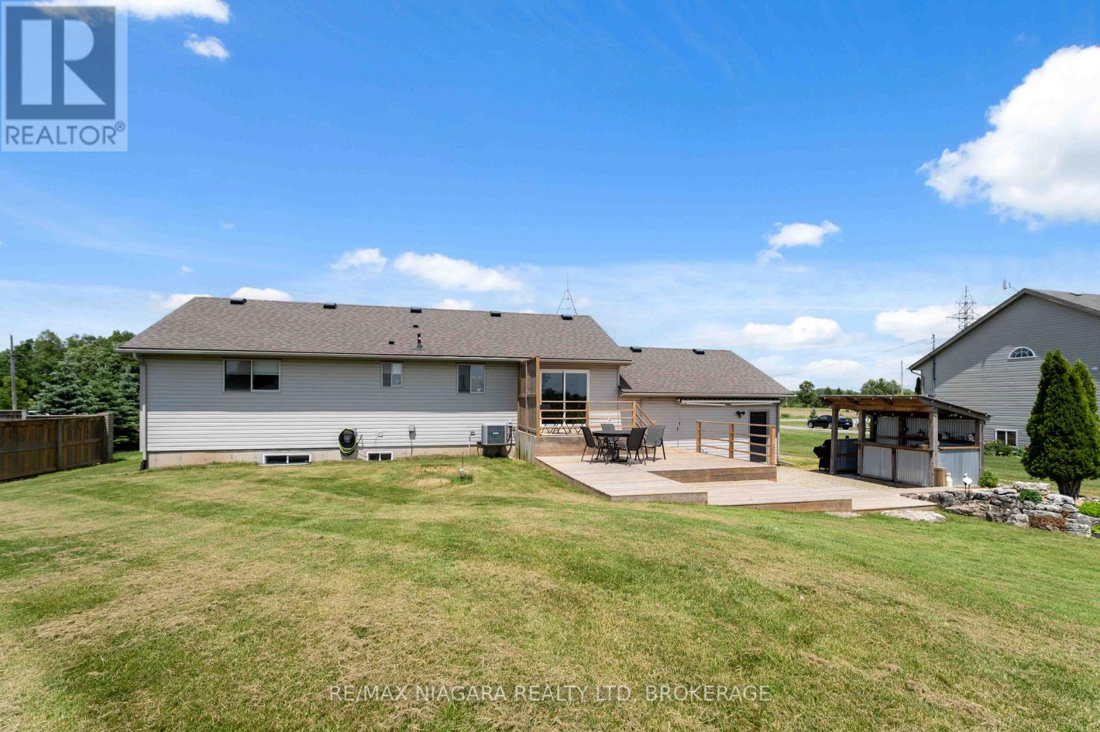 661 CARL ROAD - 36