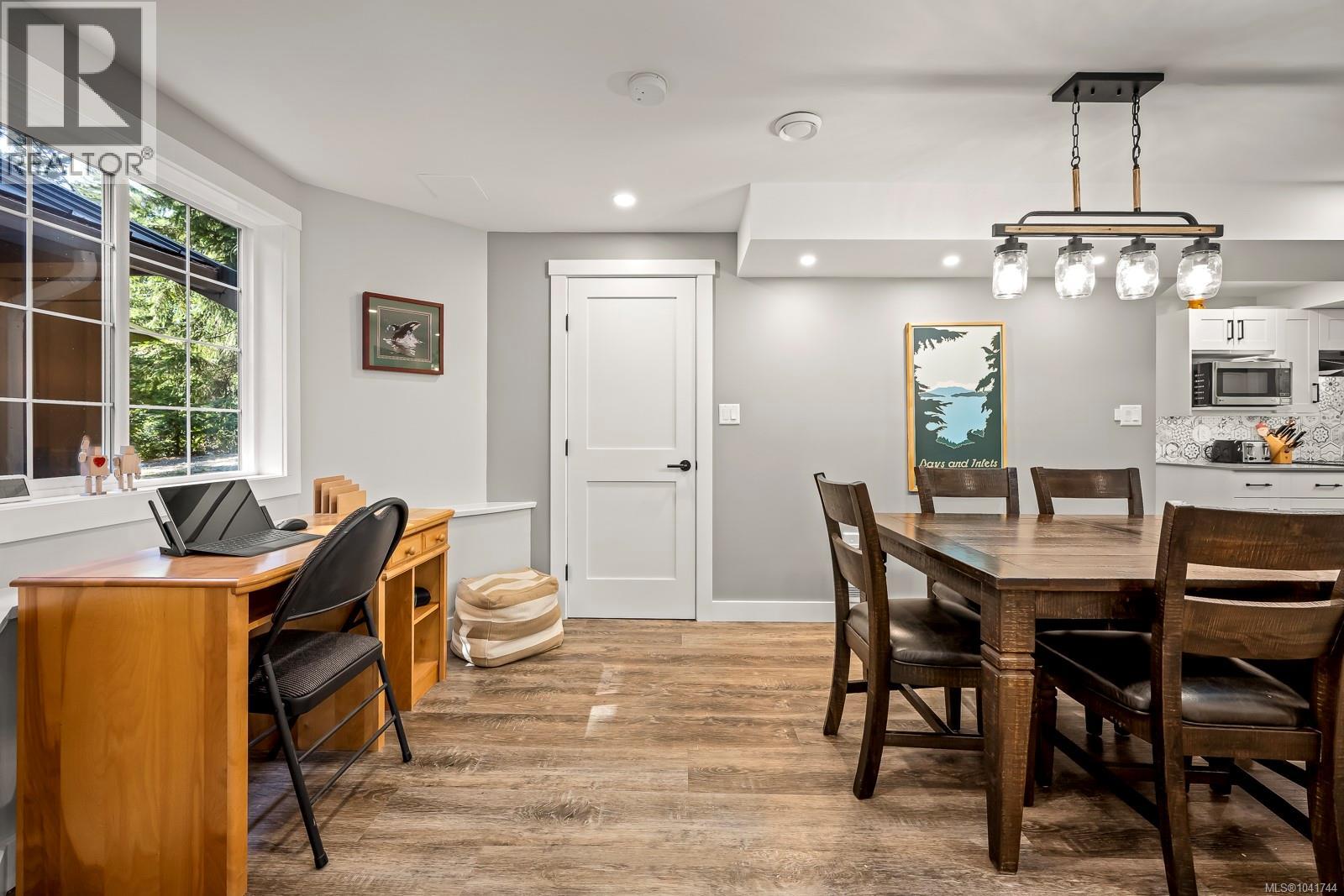 829 Lazo Rd - 37