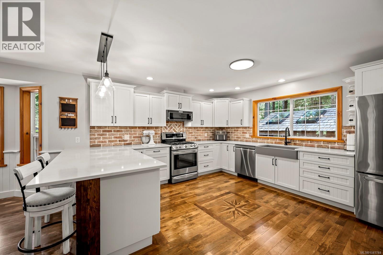 829 Lazo Rd - 4