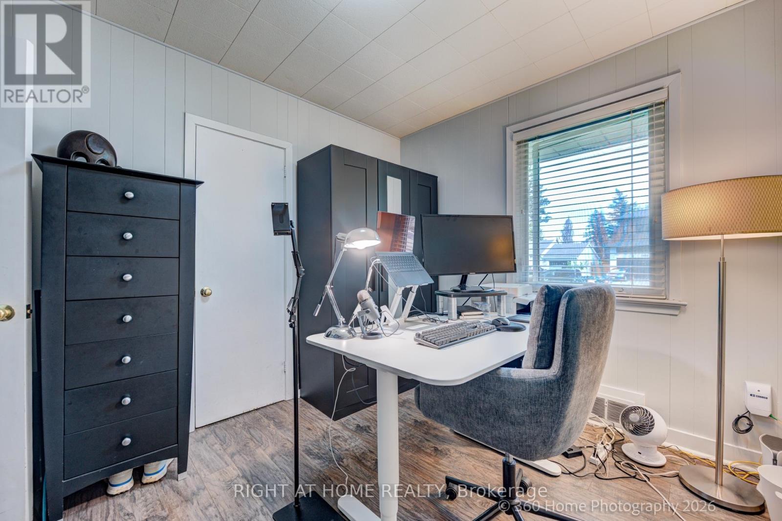 1493 CONSTANCE DRIVE - 15