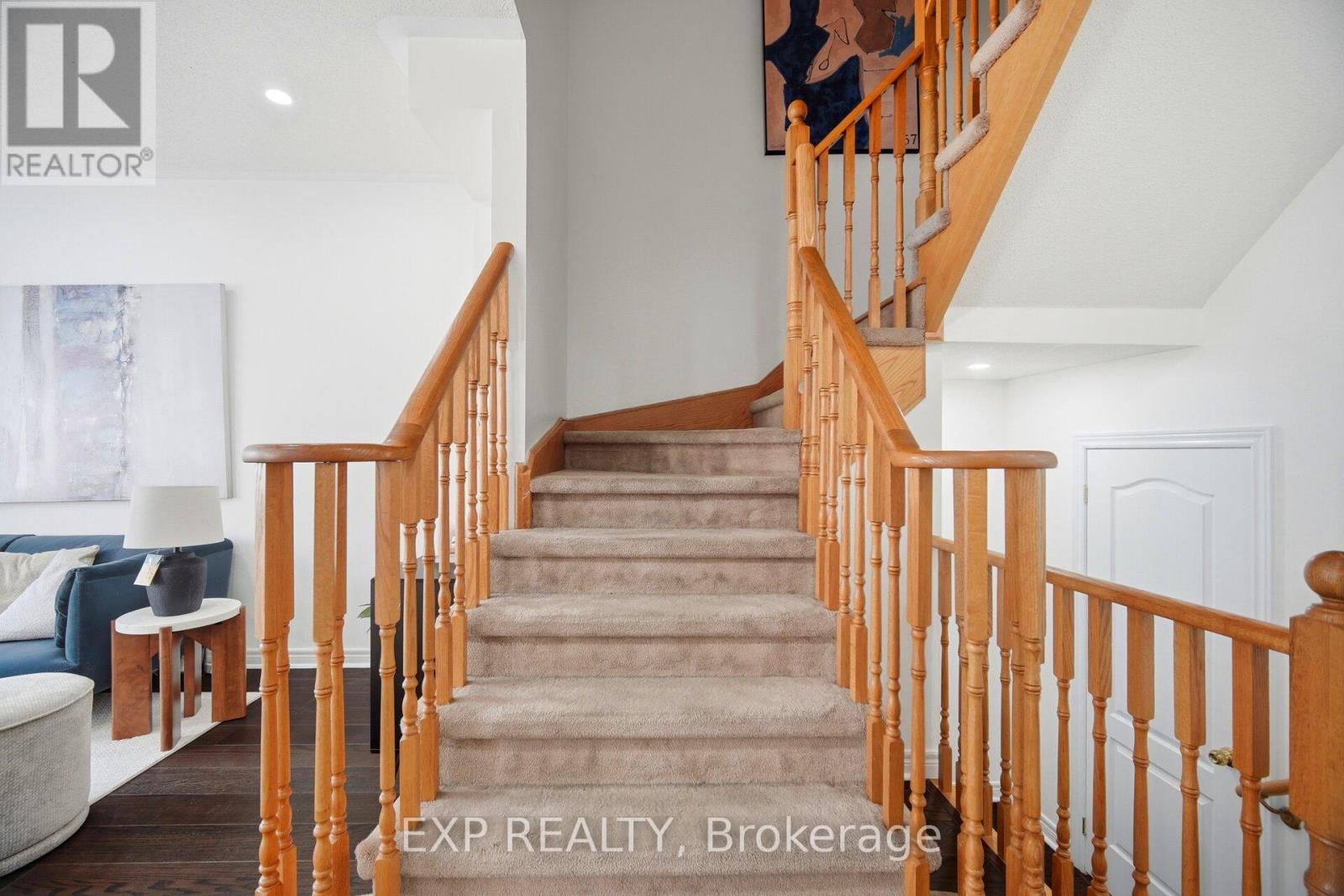 37 TOTTEN DRIVE - 18
