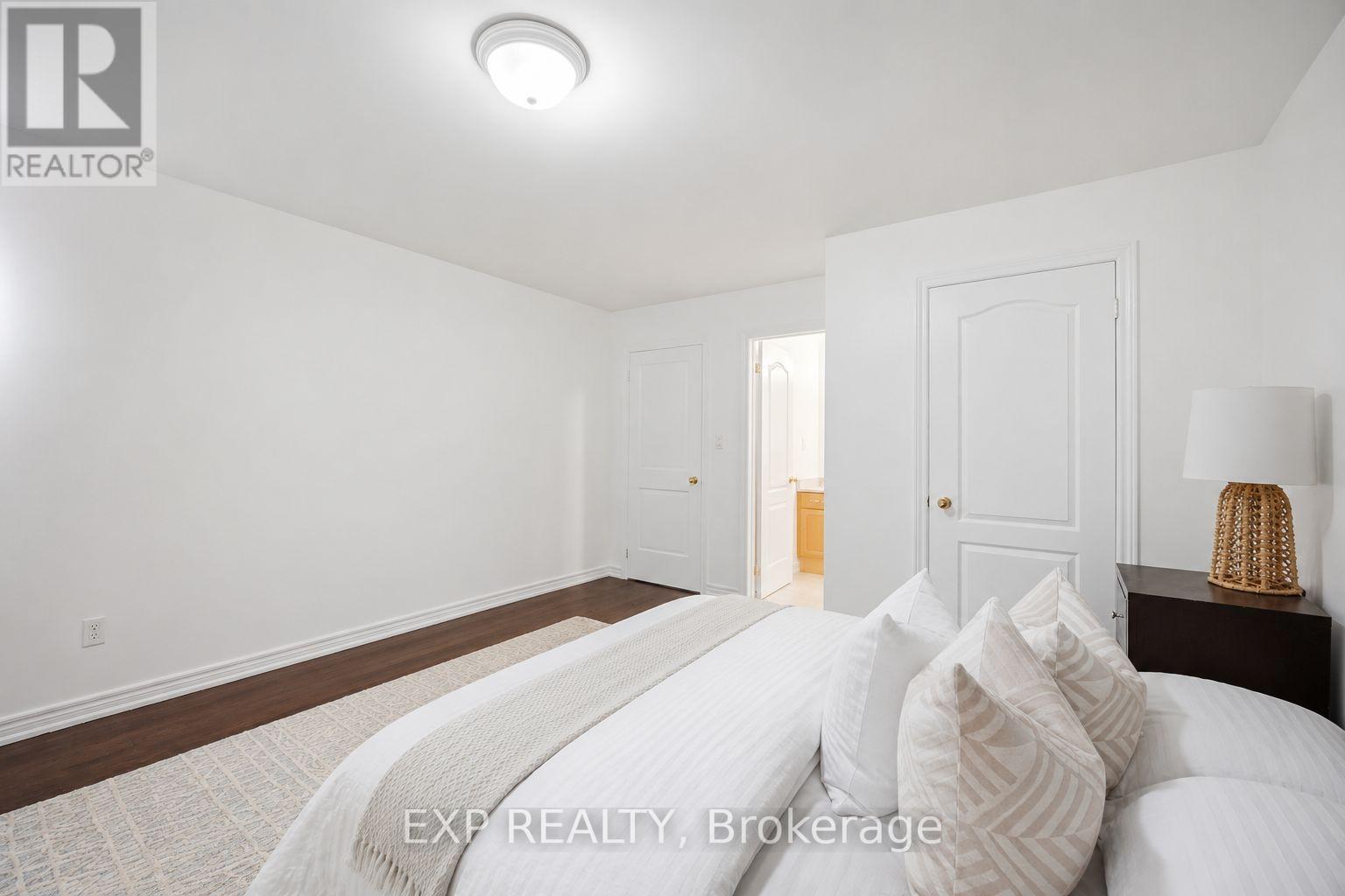 37 TOTTEN DRIVE - 27