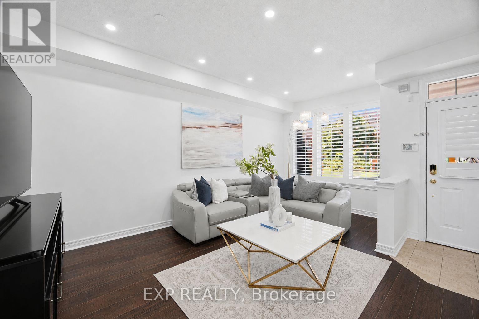 37 TOTTEN DRIVE - 6