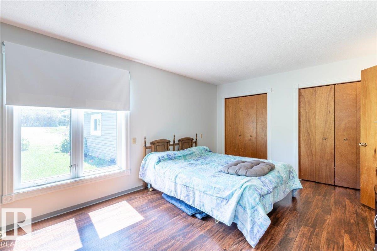 #8 465070 RGE ROAD 20 - 19