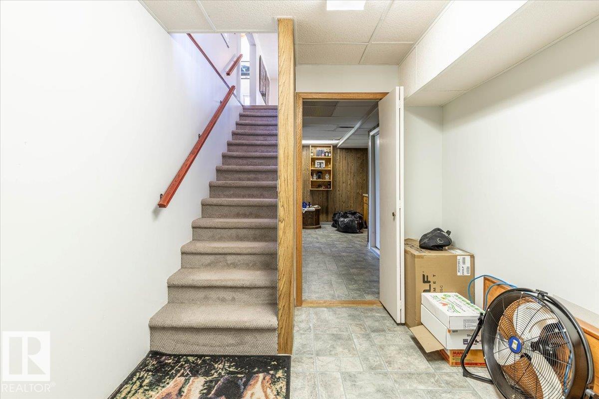 #8 465070 RGE ROAD 20 - 27