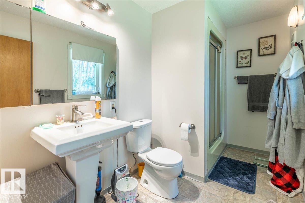 #8 465070 RGE ROAD 20 - 18